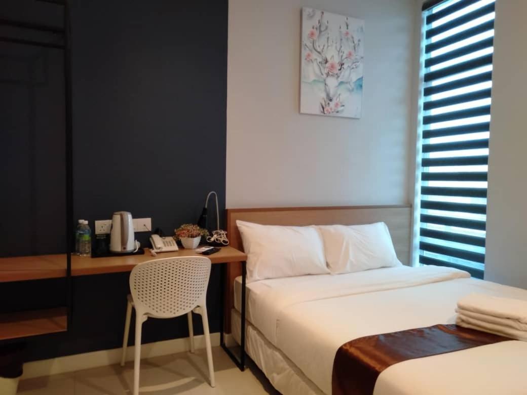 เอ็มดี บูทิก โฮเต็ล Hotel กัมปาร์ ภายนอก รูปภาพ